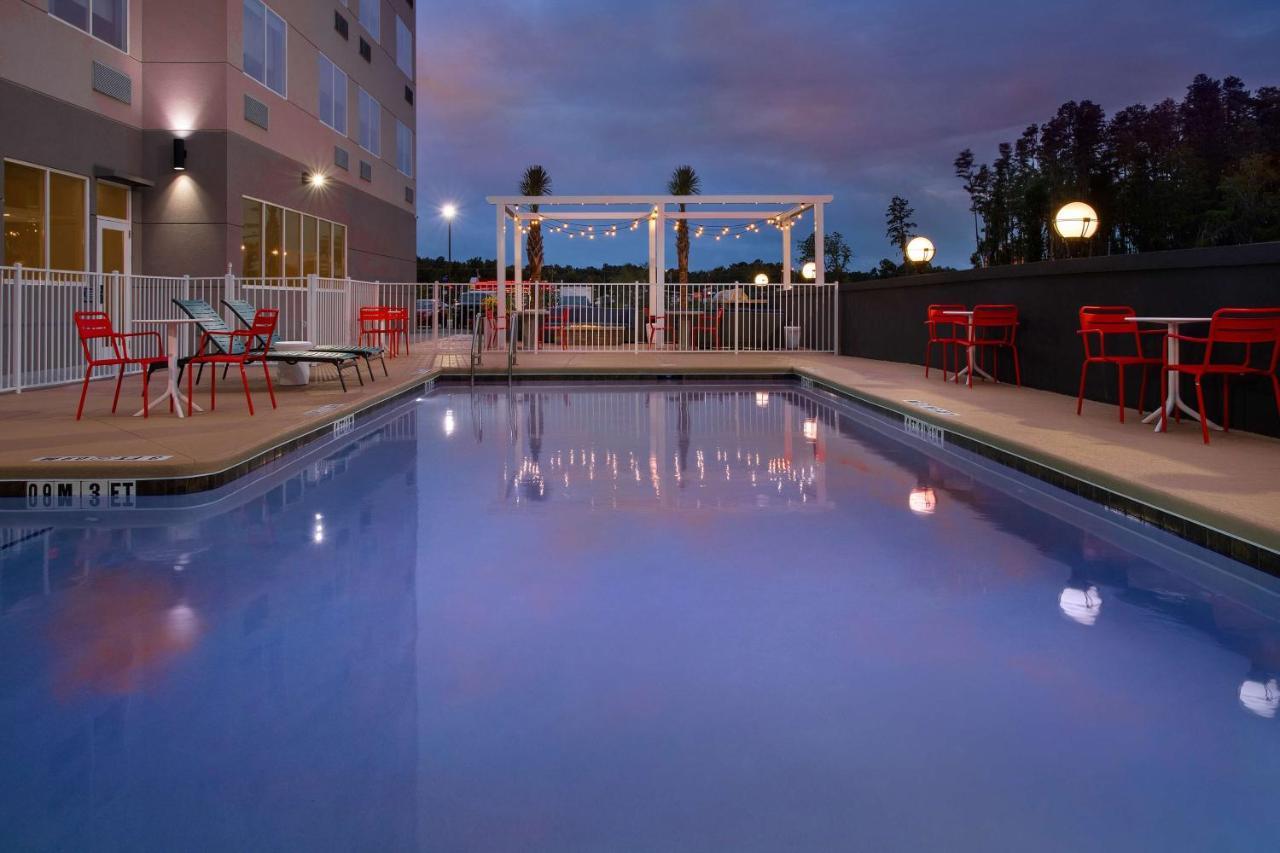 Tru By Hilton Lake City Εξωτερικό φωτογραφία